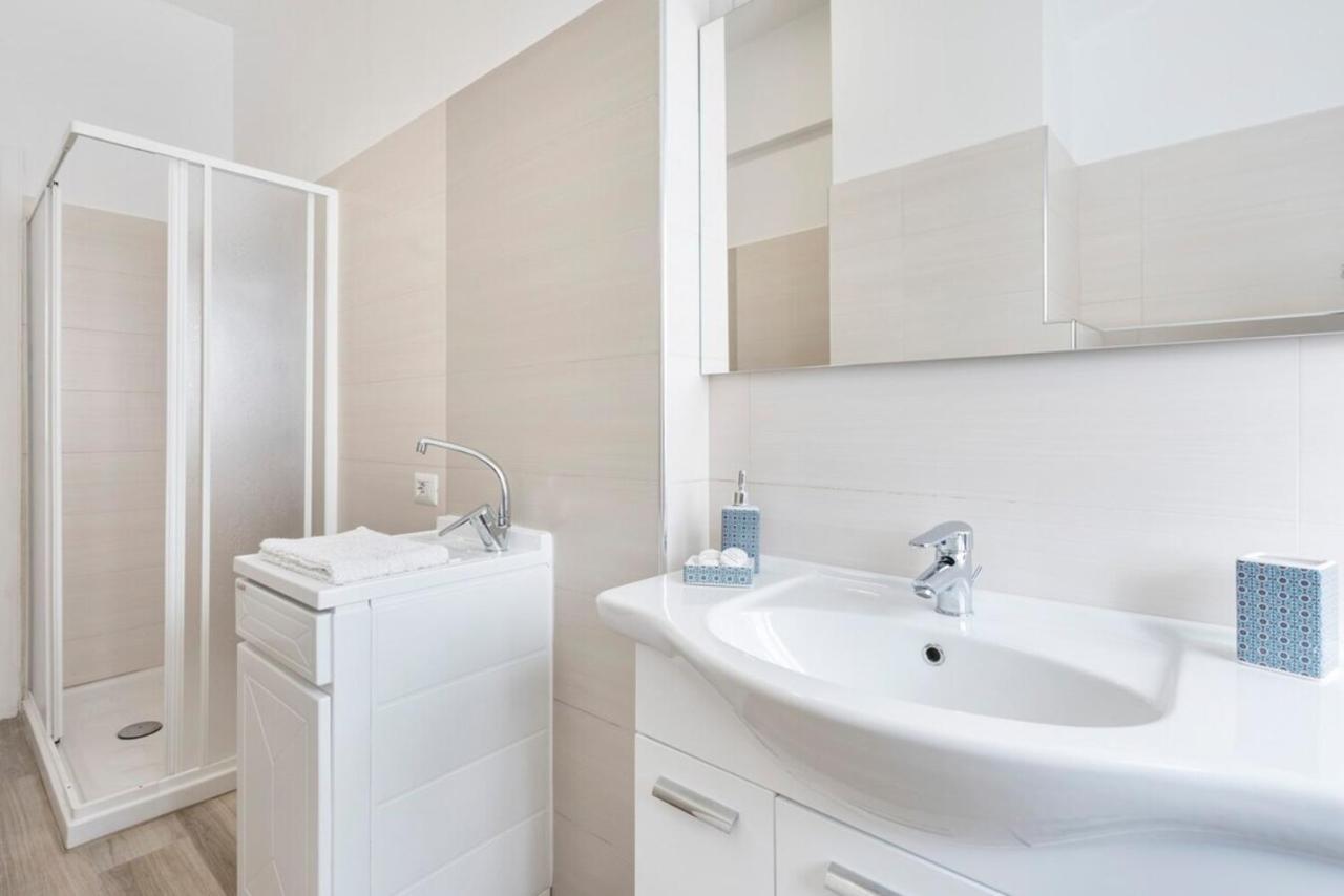 דירות רומא Regina Luxury Flat מראה חיצוני תמונה