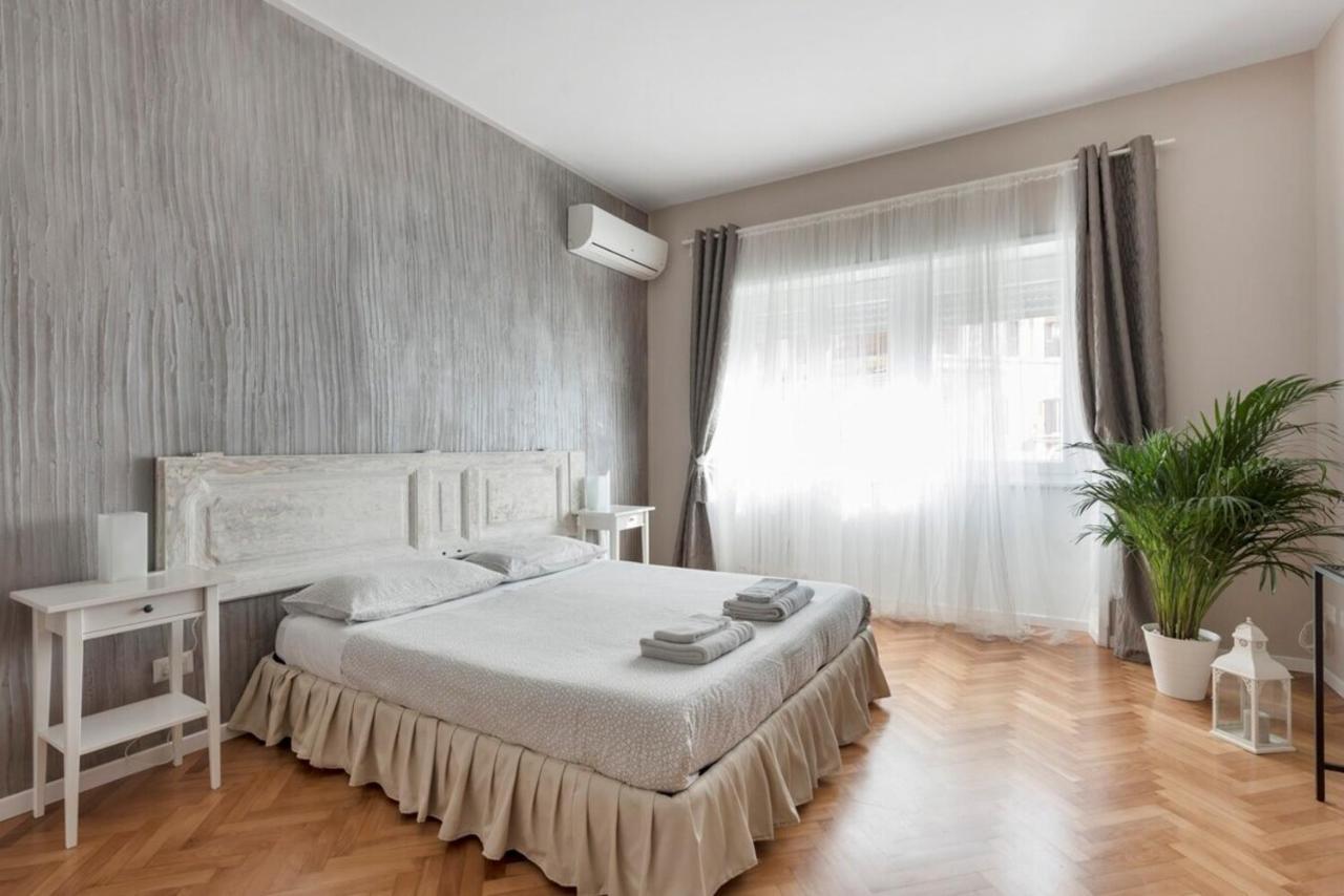 דירות רומא Regina Luxury Flat מראה חיצוני תמונה
